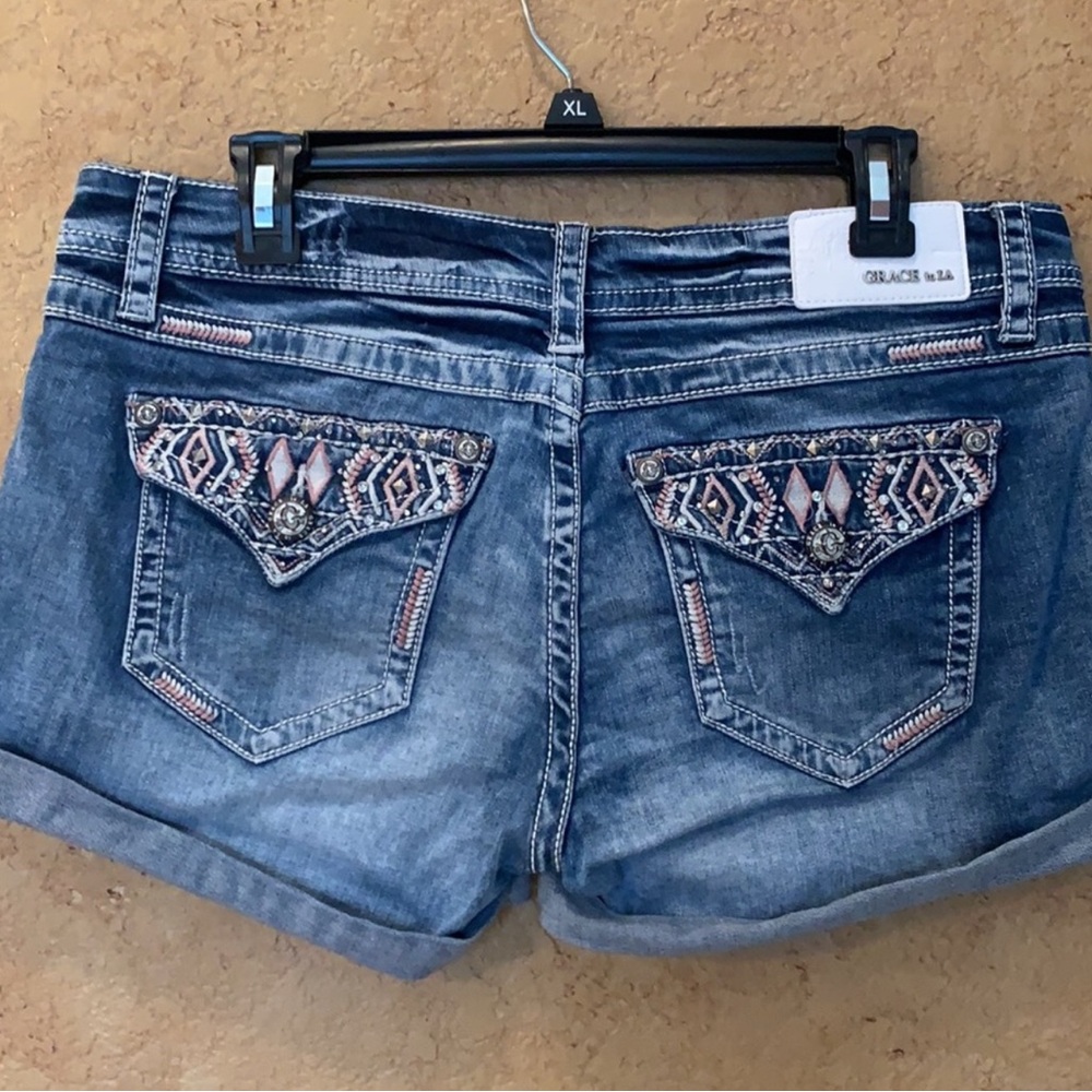 Grace of LA Women  Distressed Embroidered Shorts